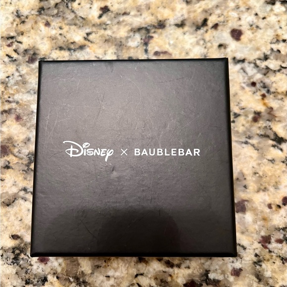 💗DISNEY X BAUBLEBAR MINNIE EARRINGS💗 - Picture 5 of 6